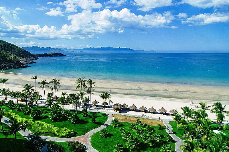 Tour Nha Trang 4 ngày 3 đêm – Khám phá biển đảo & VinWonders